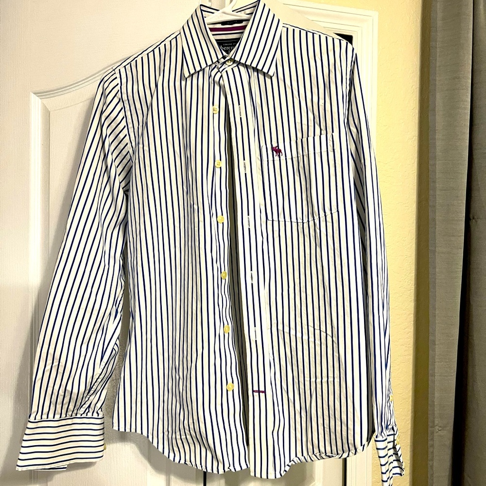 Abercrombie & Fitch mint condition button down size small